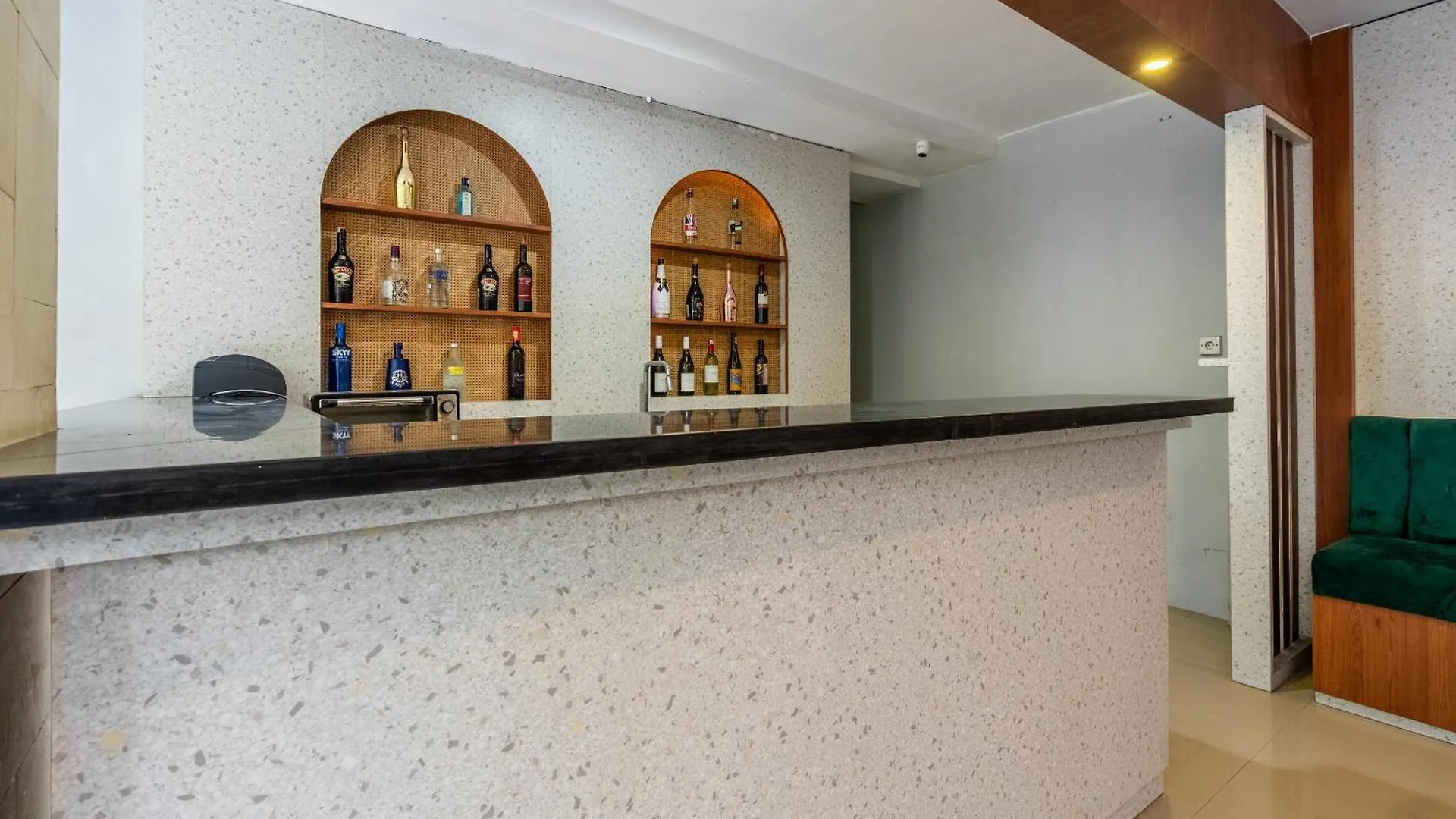 Hotel Casa Dasa Legian